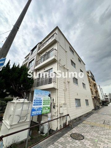 マンションアラスカの外観