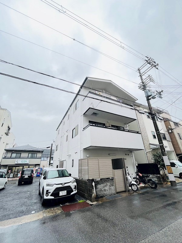 メゾンド１番館の外観