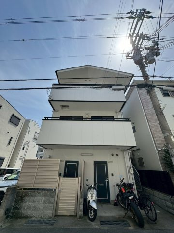 メゾンド１番館の外観