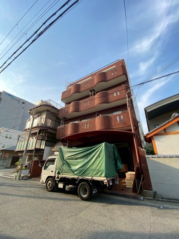 メゾンルージュの外観
