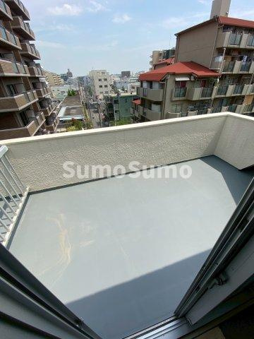 マンションまさのバルコニー|外からの目が気にならないバルコニーで洗濯物が干せます