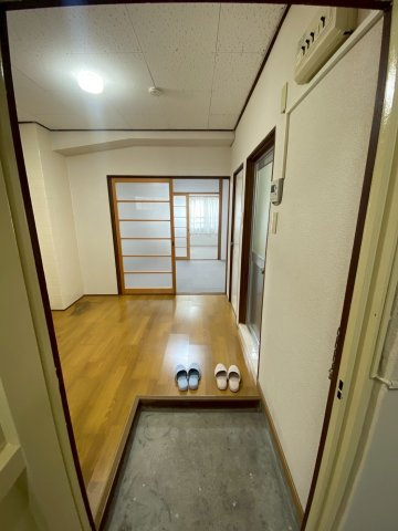 マンションまさの玄関
