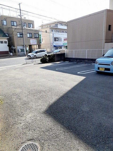 メゾン・ド・リアンⅠの駐車場