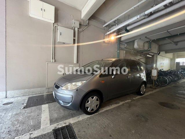 メゾンブランカの駐車場|駐車スペースもあります