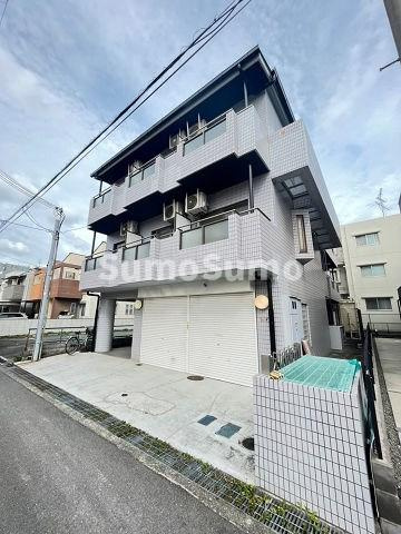 フェリスコート東園田の外観