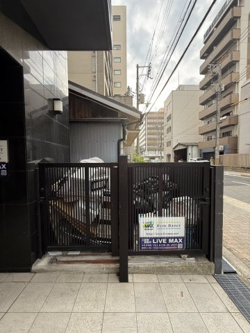 フィオレ立売堀のエントランス