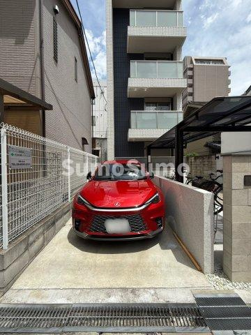 メゾン夕陽丘サウスコートの駐車場