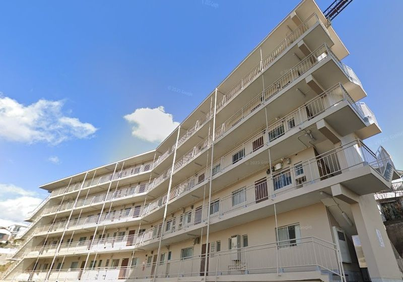 マンション朝霧２号棟 2の外観