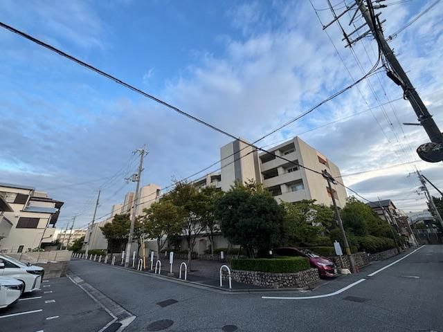 ファミール芦屋東