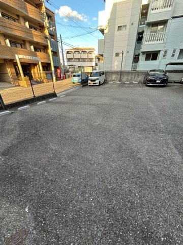 ファインコート学園西町の駐車場|駐車場完備です