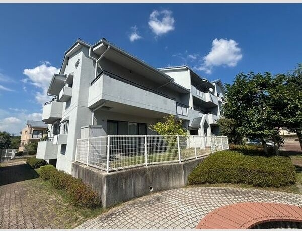パルタウン学園 505号棟(204)の外観