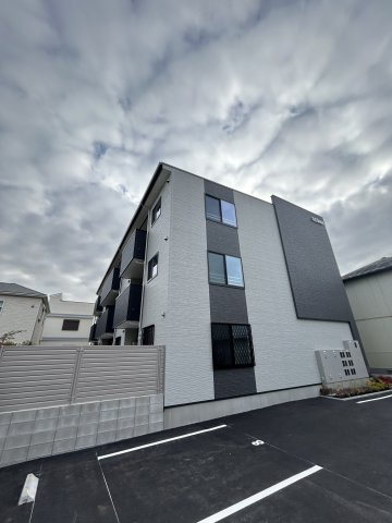 メゾン・デ・クールの外観パース