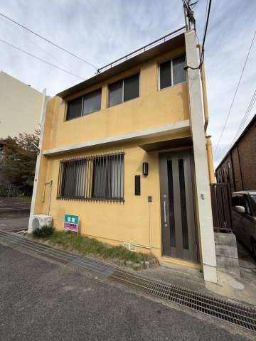 マンション平和の外観
