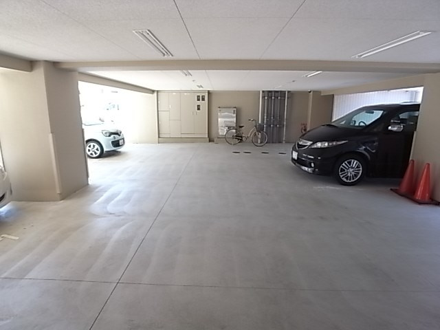 フェリーチェヴィータの駐車場