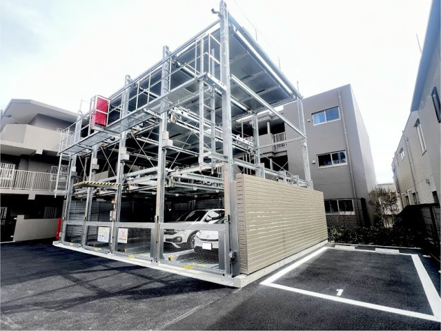 ミレーネ神戸住吉本町の駐車場