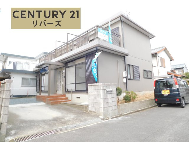 津島市青塚町６丁目の中古一戸建の前面道路含む現地写真|☆２０２５年１１月　フルリフォーム済☆　　いつでもご案内出来ます♪（お問合せ当日、平日、水曜、夜間の見学でもＯＫ）　積水ハウス施工！　駐車２台ＯＫ！　内外装リフォーム済み♪