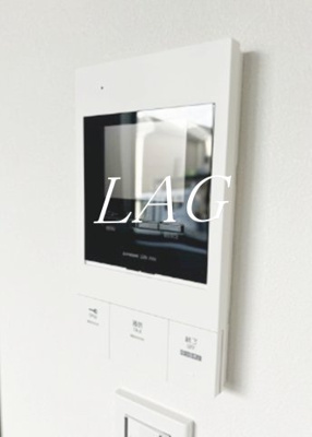 【設備】 | Maison PEAKS | モニター付きインターフォンです。