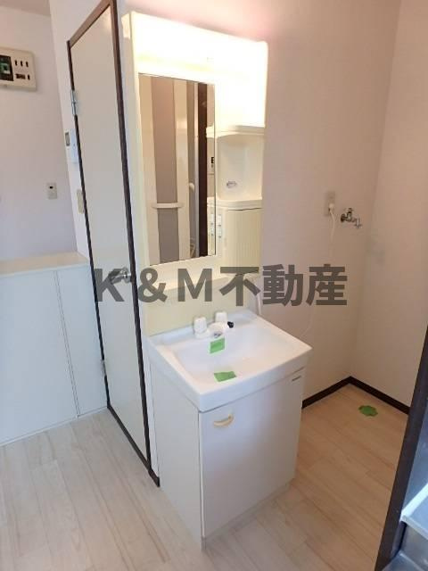 プラトー北小金の洗面所|忙しい朝には欠かせない洗面所です