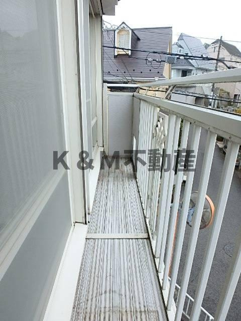 プラトー北小金のバルコニー|開放的で明るい空間を演出してくれるバルコニーです