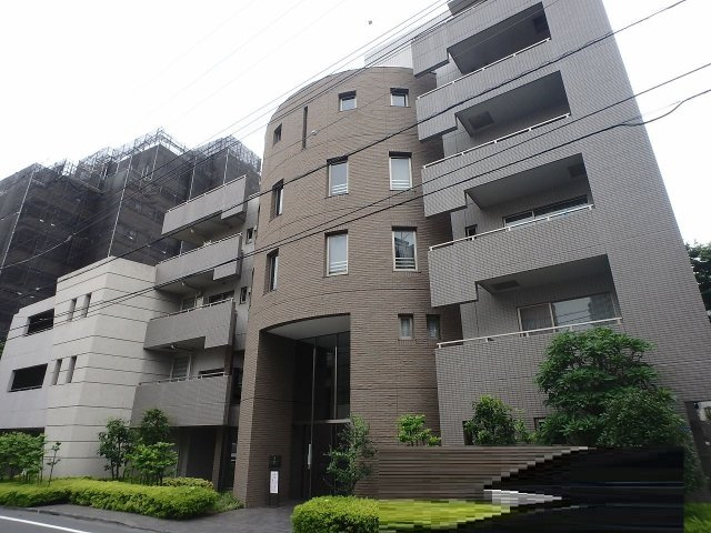 オーキッドレジデンス神楽坂の外観