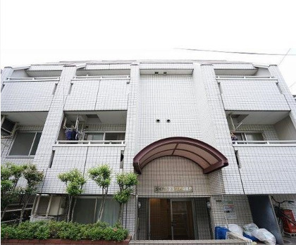 ダイホープラザ西日暮里のエントランス