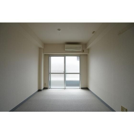 ダイホープラザ西日暮里の居間・リビング