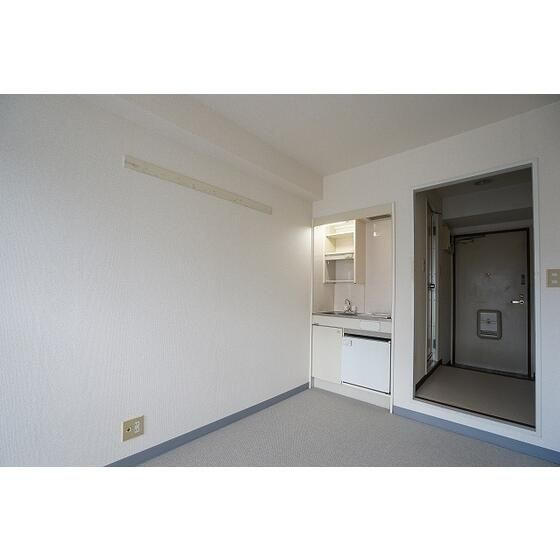 ダイホープラザ西日暮里の居間・リビング