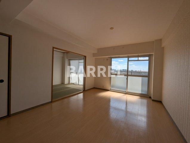 ラピス伊丹大鹿の居間・リビング