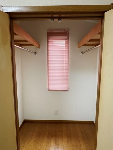 中十条戸建の収納