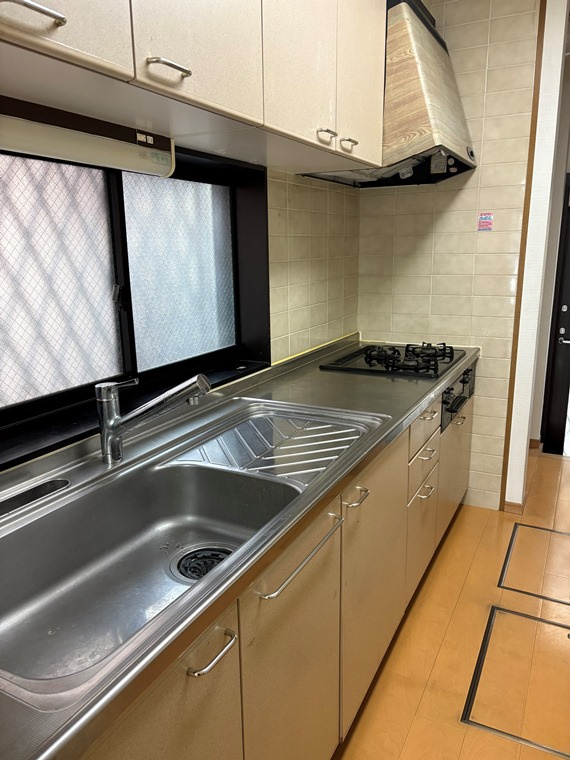 中十条戸建のキッチン