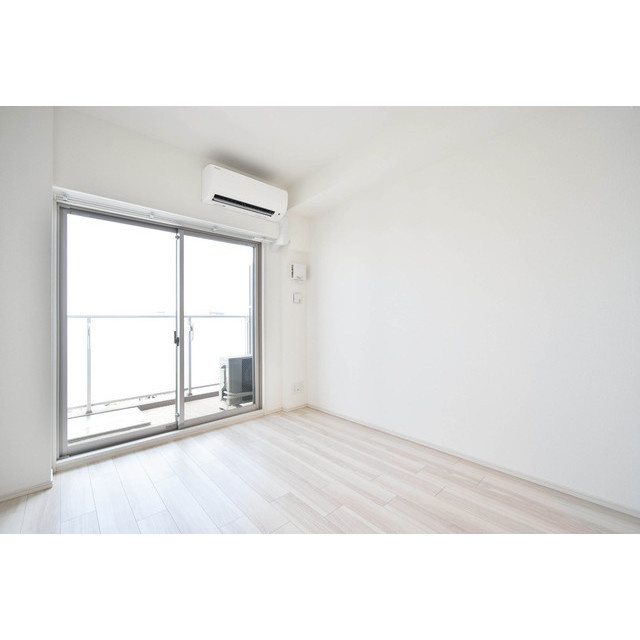 アドバンス大阪バレンシア