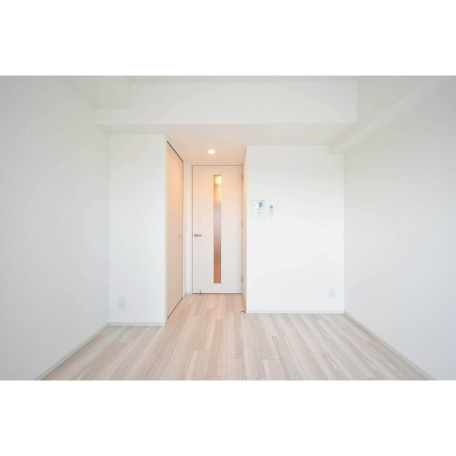 アドバンス大阪バレンシアの居間・リビング