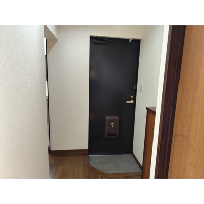 【玄関】 | ラ・セゾン西城