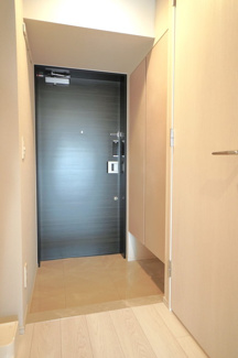 【玄関】 | ルフォンプログレ西大井プレミア | ※写真は同タイプ住戸です。