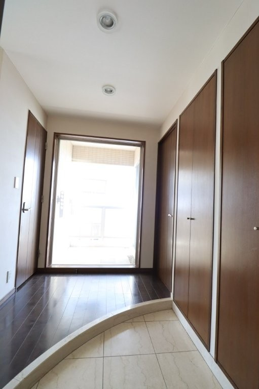 コリーヌ代官山　住宅用の玄関