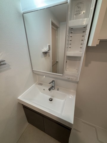 墨田区東向島４丁目の賃貸マンションの洗面所