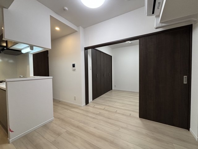 墨田区東向島４丁目の賃貸マンションの居間・リビング