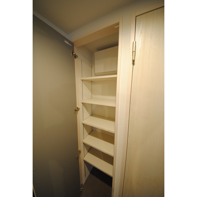 ＬＥＧＡＬＡＮＤ早稲田南の収納