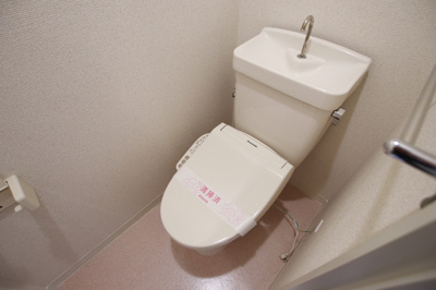 快適な洗浄機能付便座