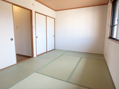 押入れ付の和室６帖