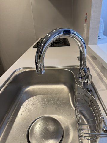 デュオヒルズ長野権堂のキッチン|キッチン/売主様のグレードアップオプションで、タッチレス水栓が採用されており快適です。