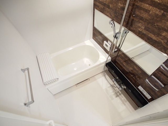 シャーメゾン　クレスト　Ａの浴室