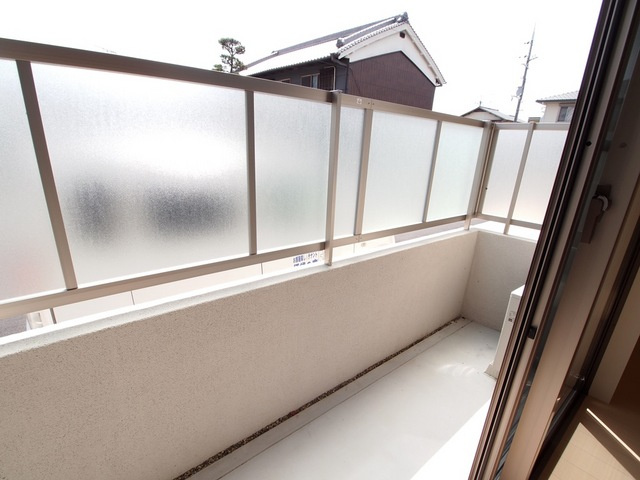 シャーメゾン　クレスト　Ａのバルコニー