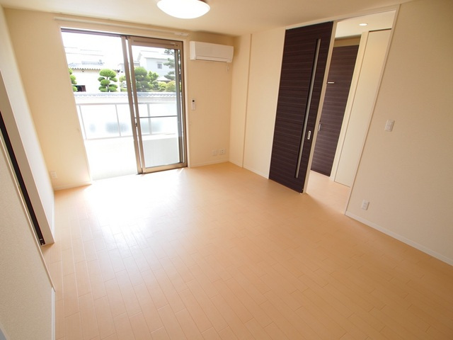 シャーメゾン　クレスト　Ａの居間・リビング