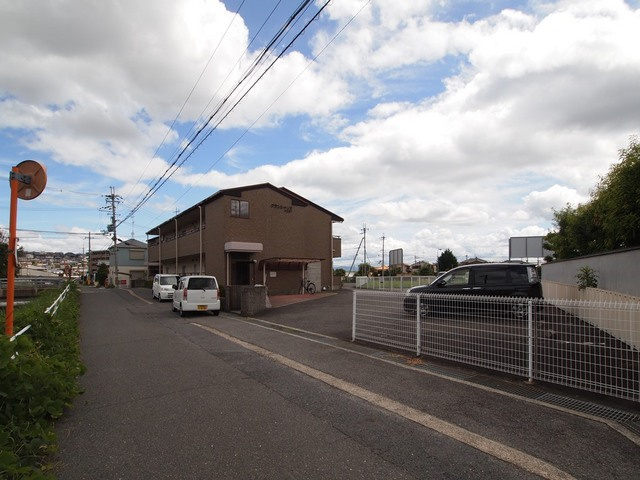 グランシャリオの駐車場