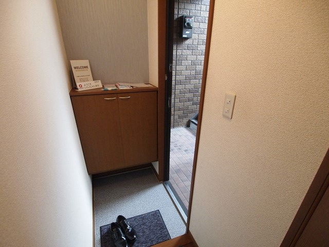 グリーンヴィレッジあいの玄関