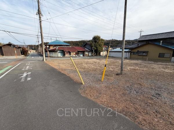 富岡市妙義町諸戸土地の前面道路含む現地写真