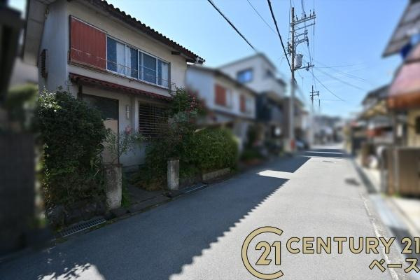 天理市杉本町　一戸建の前面道路含む現地写真