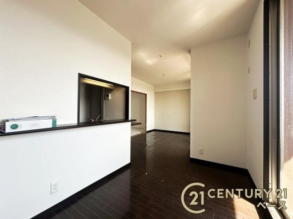 ベラージュ桜井のエントランス|■現地撮影写真■こちらマンション出入り口です！