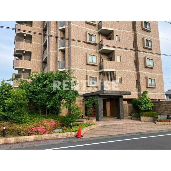 メイツ江南の外観